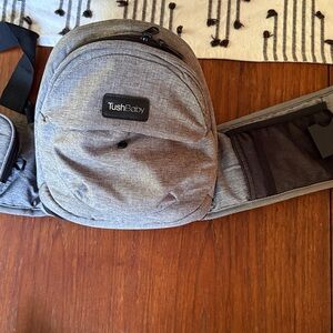 Gray TushBaby Hip Seat Carrier